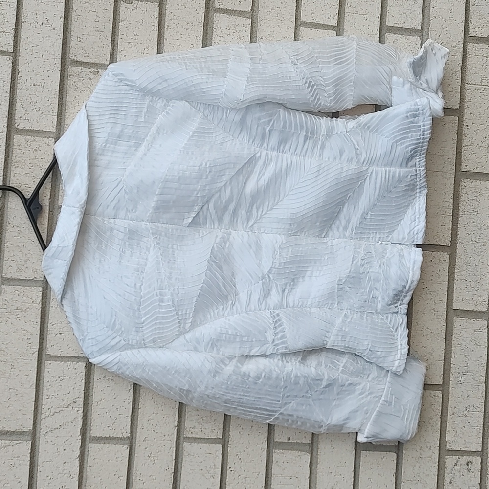 White Jacket - Picture 8 of 9